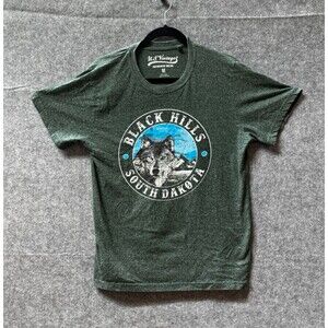 Black Hills South Dakota Wolf Men’s M Green Graphic Souvenir T-Shirt